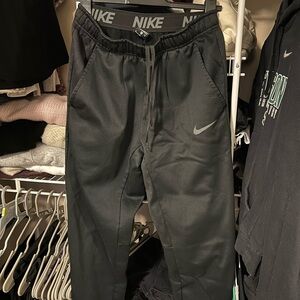 Nike Men's Black Jogger Pants